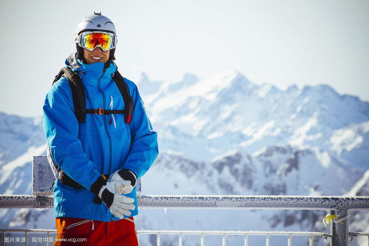 一篇文章告訴你，滑雪服和沖鋒衣羽絨服有什么區別